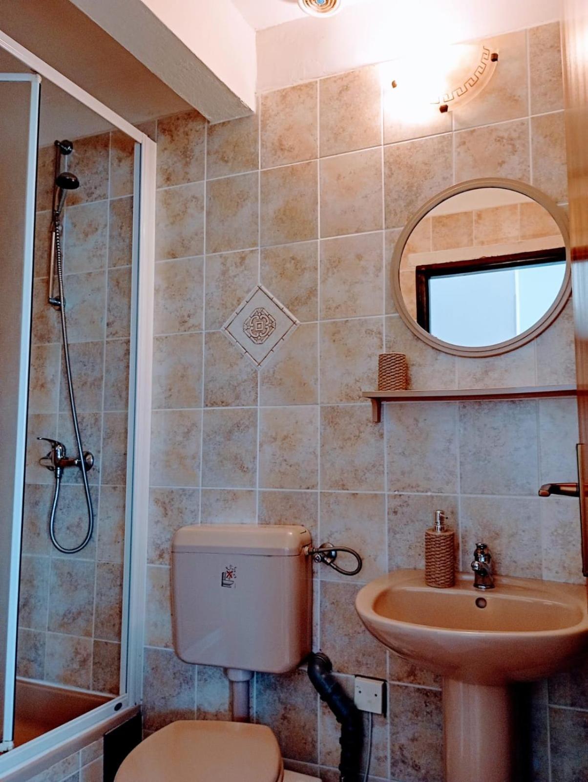 Rooms Helena Krk Town Luaran gambar